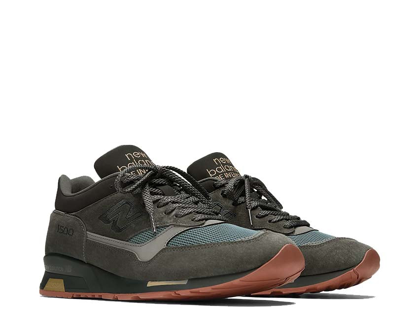 New Balance 1500 Made in UK Raven vue latérale — cuir pleine fleur noir profond