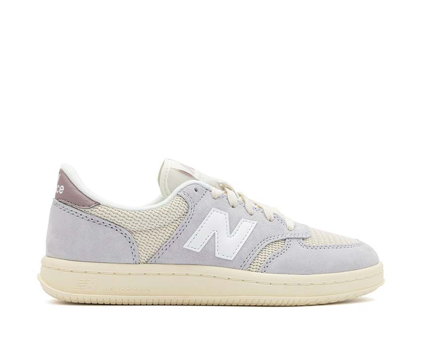 New Balance T500 Pearl Grey/Linen/Ice Wine — zapatilla hombre estilo tenis heritage court