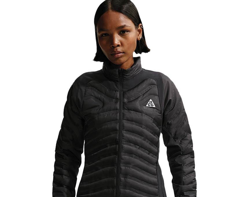 Nike ACG Lava Loft W Black — doudoune femme outdoor noire isolation thermique
