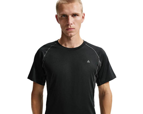 Nike ACG Wildsee Tee — t-shirt homme outdoor trail noir respirant