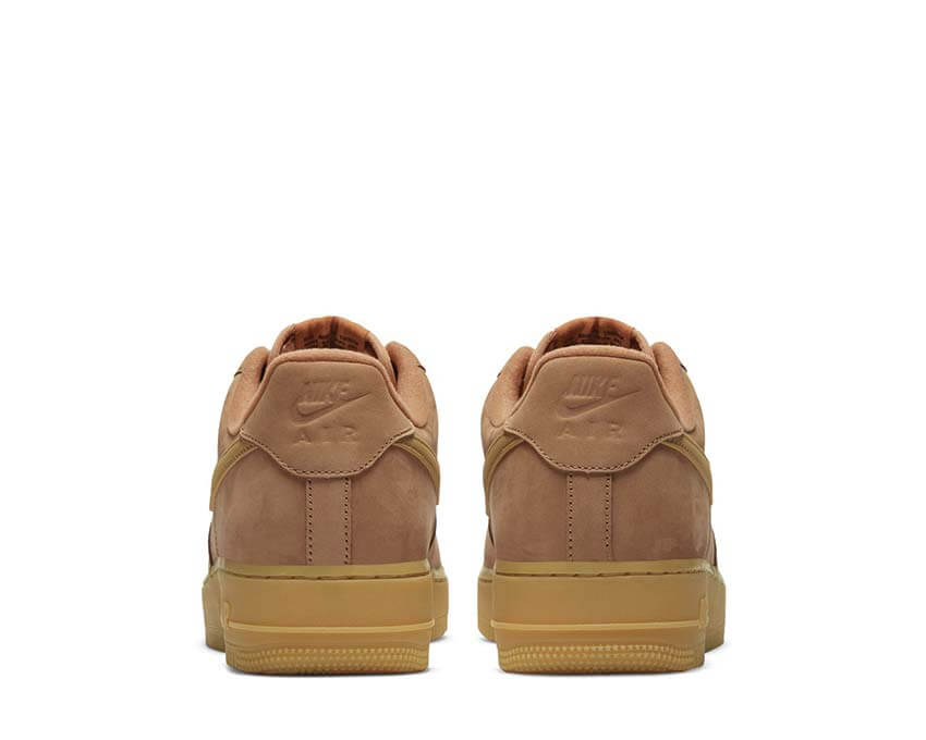 Nike Air Force 1 '07 Wheat détail — tige cuir lisse