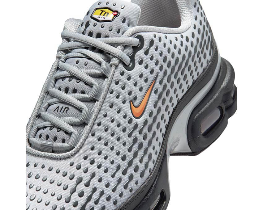 Nike Air Max Plus VII Light Smoke Grey vue latérale — semelle TN lifestyle homme