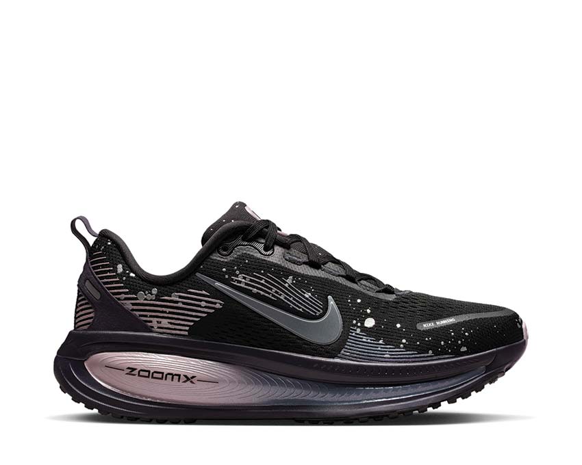 Nike Vomero 18 SE W HV1779-001