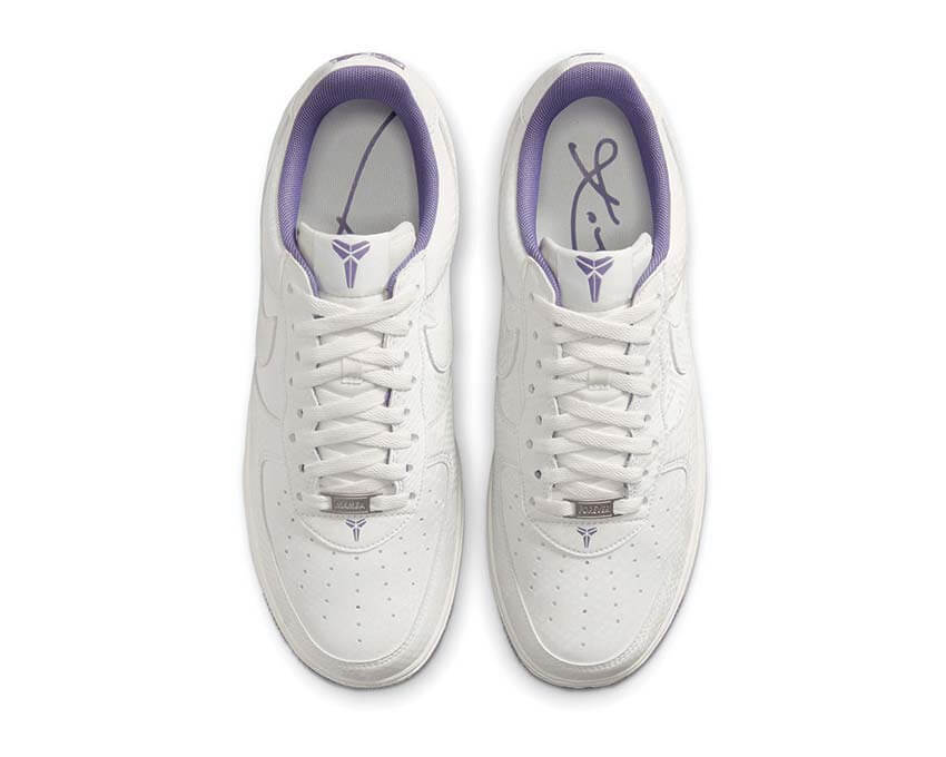 Nike x Kobe Air Force 1 Low Daybreak — vue trois quarts Kobe Daybreak