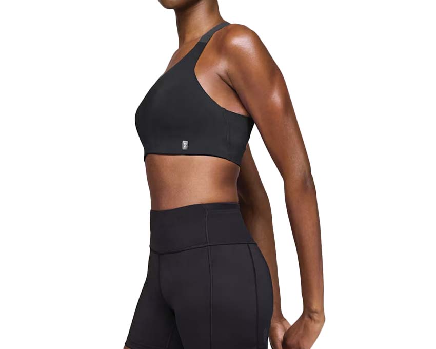 On Endurance Bra Black — brassière running high support bonnets encapsulés femme