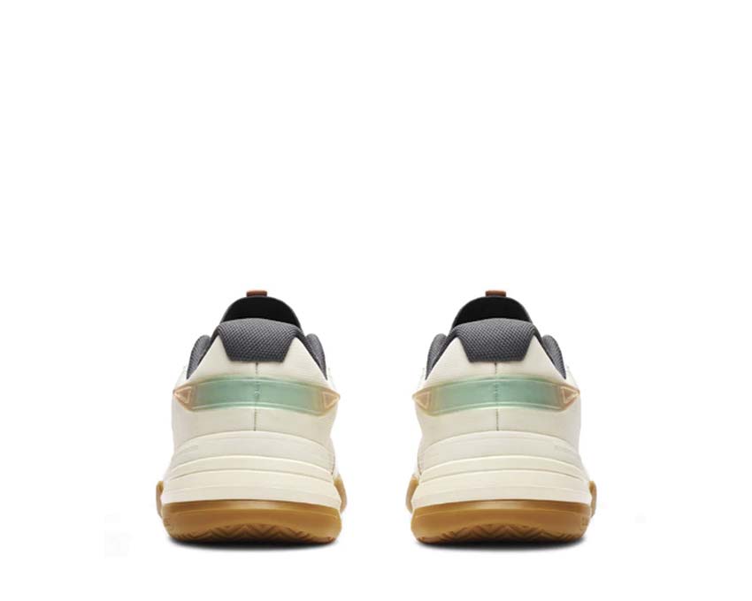 On The Roger Advantage Z5 W Cream/Almond — tennis lifestyle CloudTec Federer