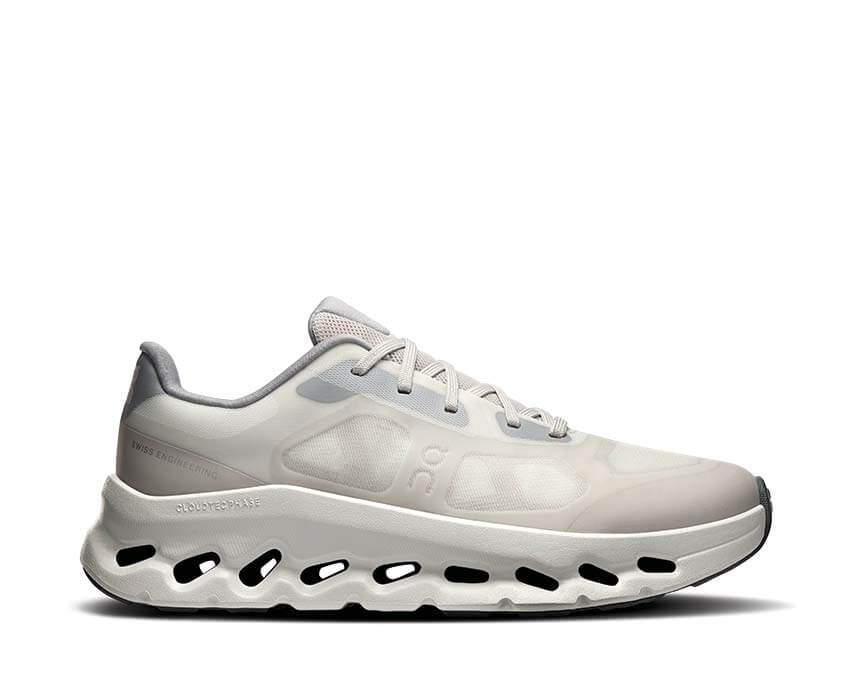 On Cloudtilt Remix W Ivory — sneaker plateforme futuriste superpositions transparentes