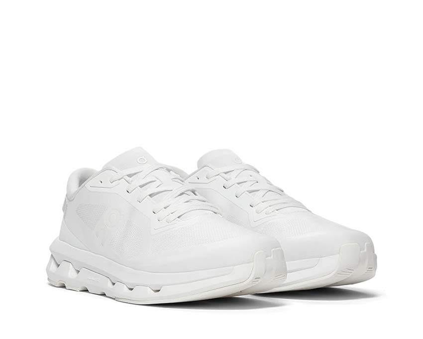 On Cloudzone W White semelle — technologie CloudTec Helion sneaker femme