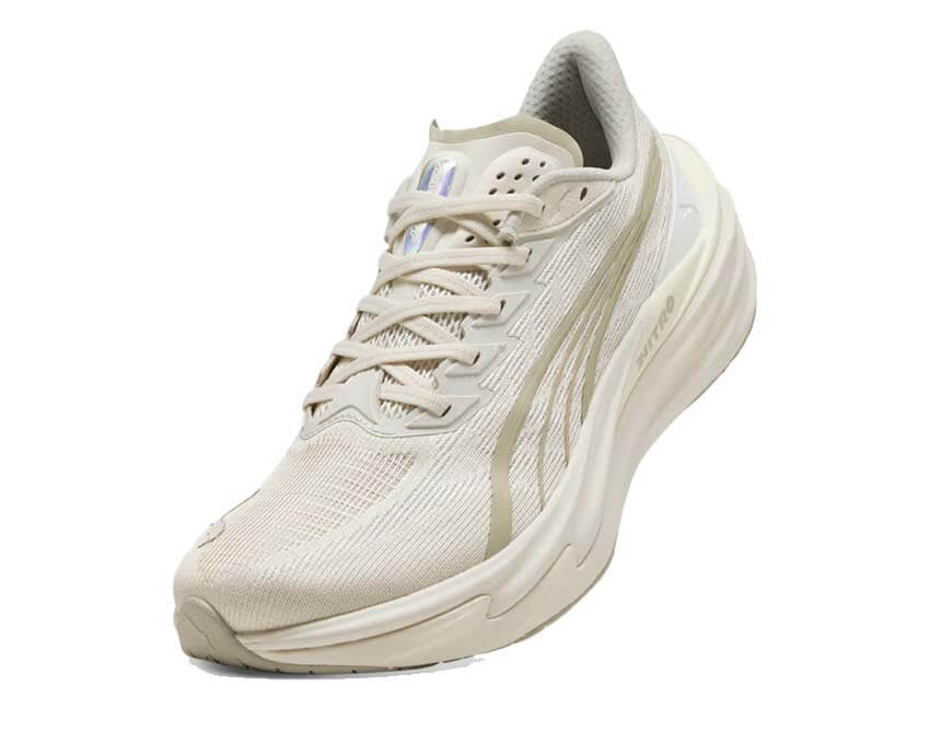 Puma Deviate Nitro 4 Blanc vue latérale — blanc alpine snow Deviate Nitro 4