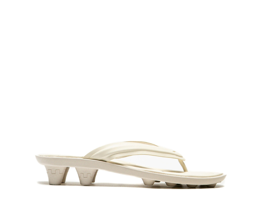Puma x Fenty Cat Cleat L Blanc Doré — sneaker femme cuir blanc or Rihanna Fenty sport