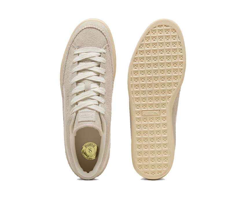 Puma Suede Moccasin White détail — logo Puma formstripe blanc