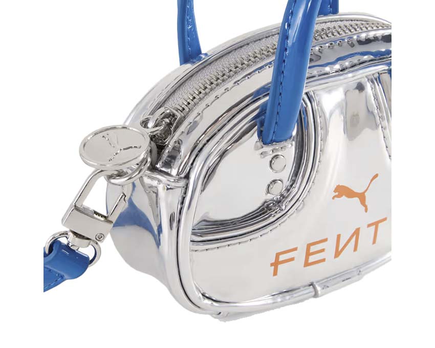 Puma x Fenty Pocket Grip Bag ouvert — intérieur pocket grip Fenty Puma