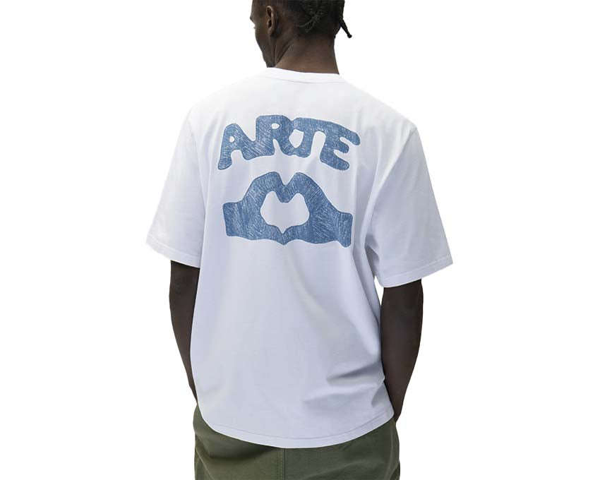 Arte Diels Stitch T-shirt White détail — stitch blanc coutures décoratives