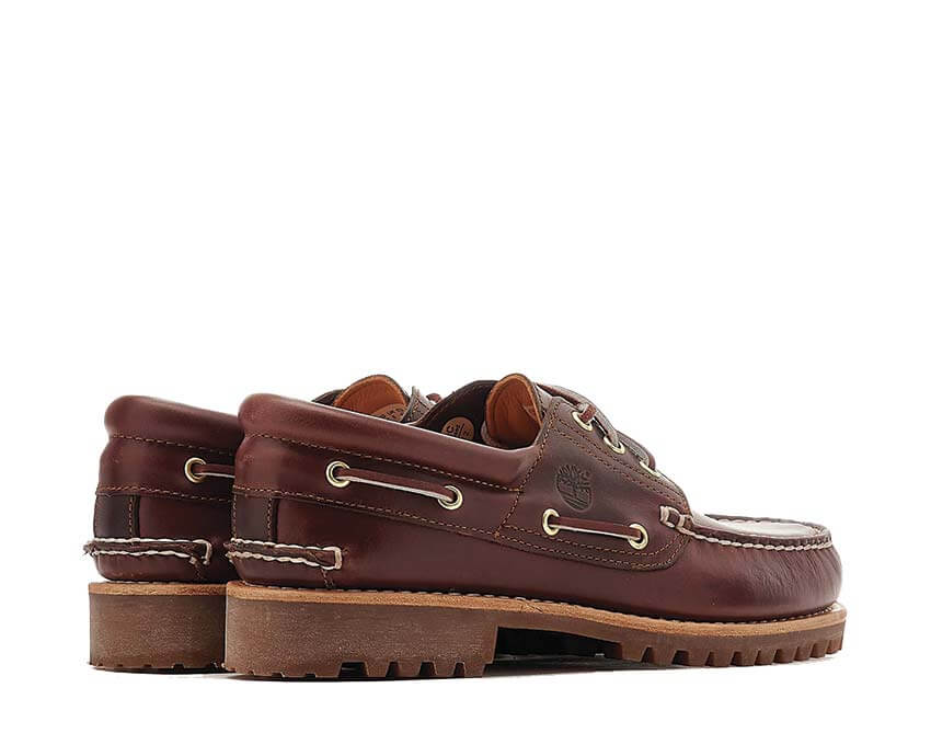 Timberland Authentic Boat Shoe Burgundy détail — lacets cirés et coutures bordeaux