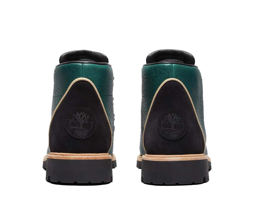 Timberland Authentic Hike Mid Boot Dark Green Full Grain détail — lacets et oeillets métalliques