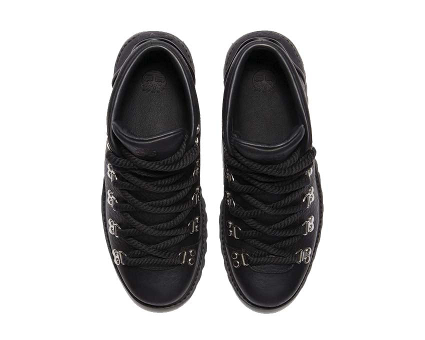 Timberland Authentic Hike Mid Boot Black detalle — cordones y sistema de cierre