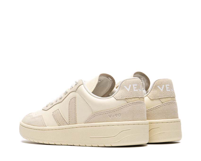 Veja V-90 O.T. Leather Cashew Oat semelle — semelle gomme naturelle