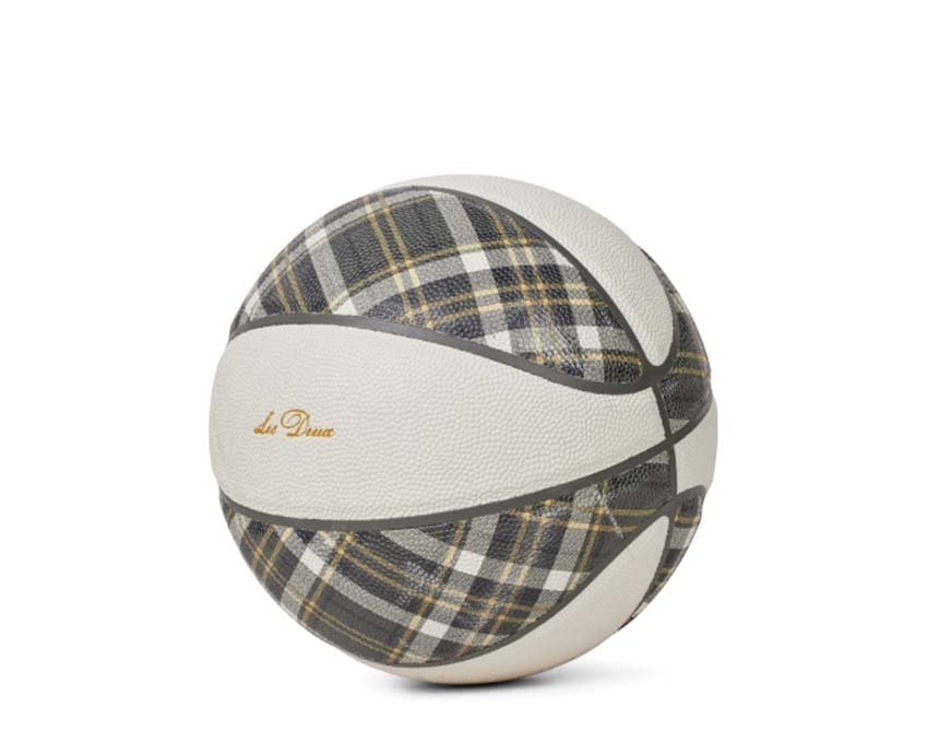 Les Deux Check Basketball Ansicht — Les Deux Logo aufgedruckt