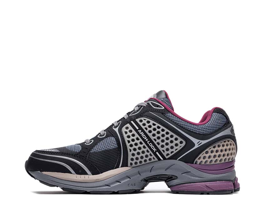 Saucony Progrid Triumph 4 Seitenansicht — atmungsaktives Mesh-Obermaterial