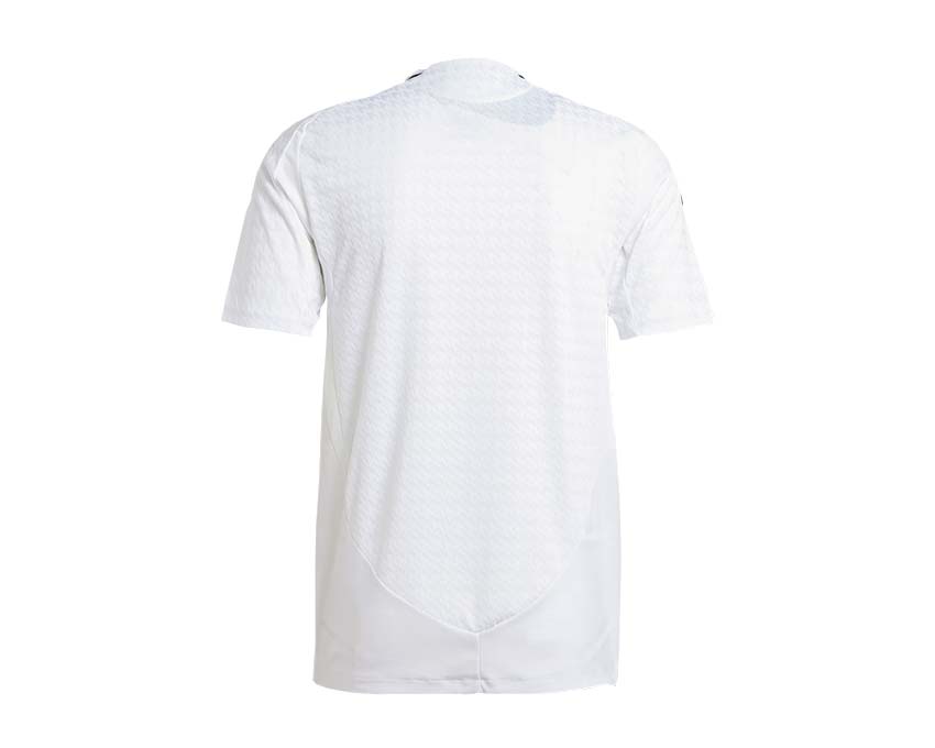 Adidas Trikot Real Madrid 24/25 Heim — Kragen und Wappen Stickerei Detail
