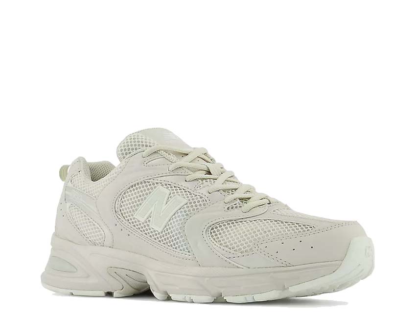 New Balance 530 vue latérale — tige en mesh et synthétique