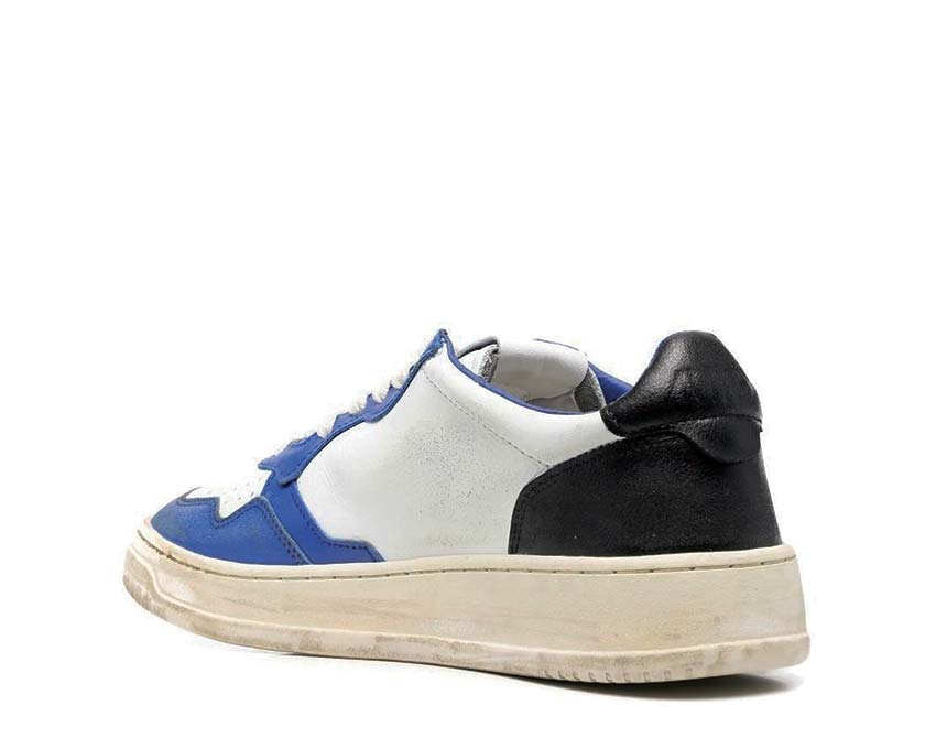 Autry Medalist Low Super Vintage White/Blue/Black semelle — semelle vintage usée