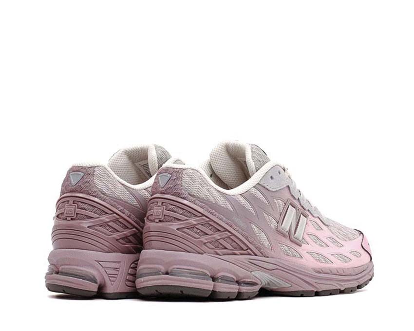 New Balance 1906 Ice Wine vue latérale — design 1906 revisité teintes froides