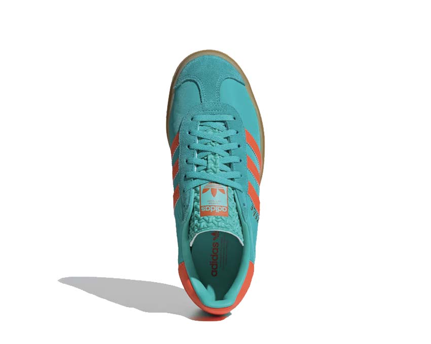 Adidas Gazelle Bold W Detail — weiches Wildleder-Oberteil und drei Streifen