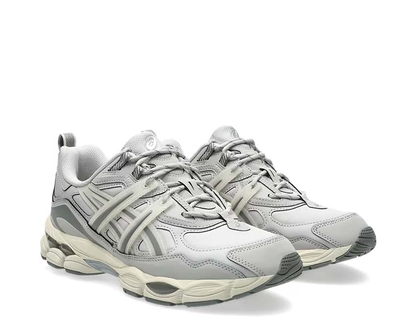 Asics Gel-NYC Utility Cloud Grey vue latérale — tige technique utilitaire noirfonce.eu