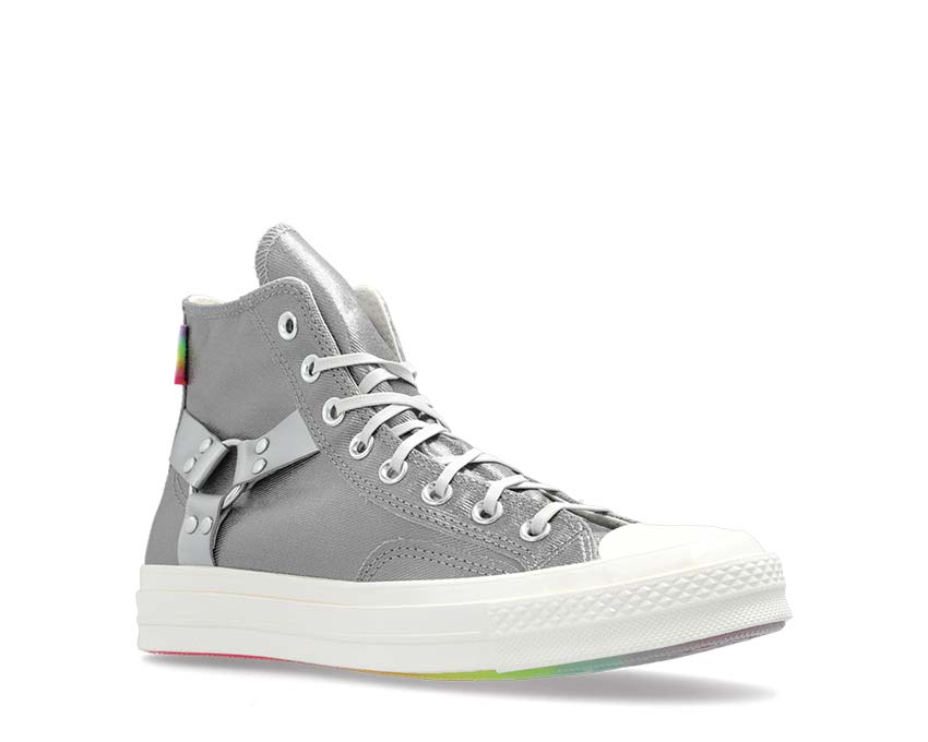 Converse Chuck 70 Hi Silver vista lateral — caña alta plateado brillante