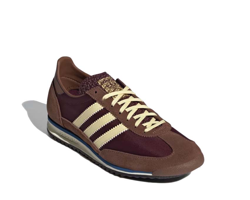 Adidas SL 72 OG W Maroon lateral — silueta running retro 1972