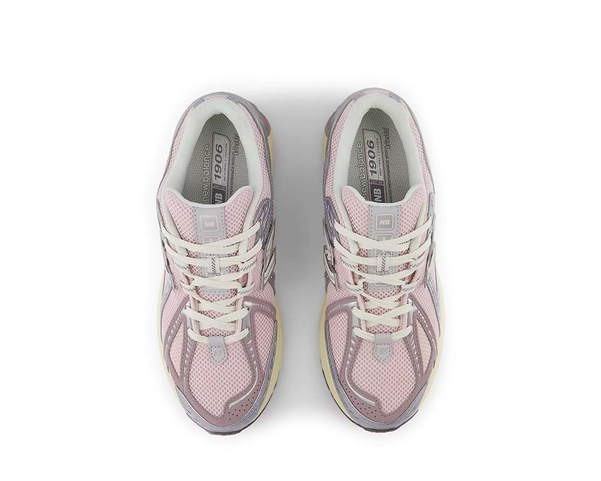 New Balance 1906R Rose Sugar détail — empiècements réfléchissants et logo N