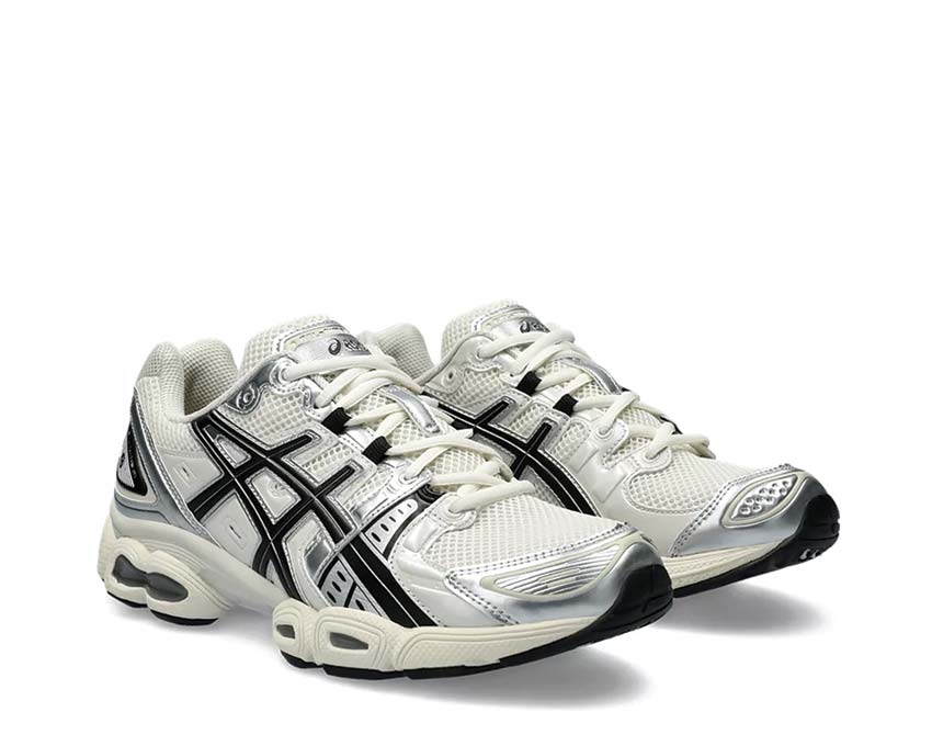 Asics Gel Nimbus 9 Cream Black vue latérale — tige mesh