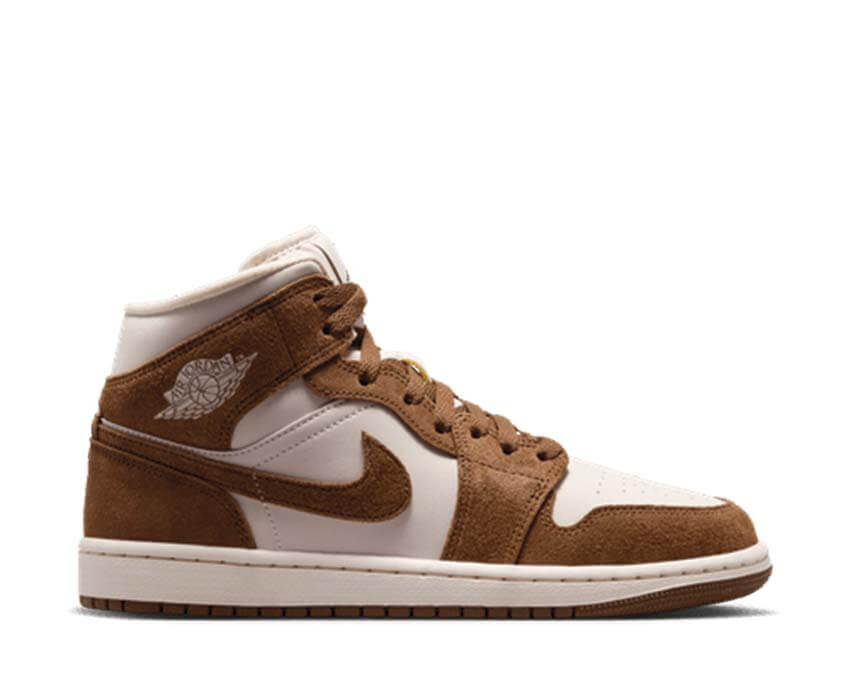 Air Jordan 1 Mid W Light British Tan — sneakers femme cuir caramel beige