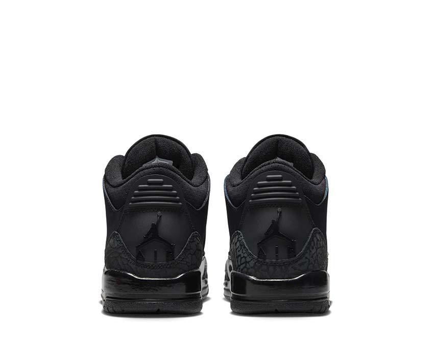Jordan Air Jordan 3 Retro Black Cat GS détail — tige cuir noir