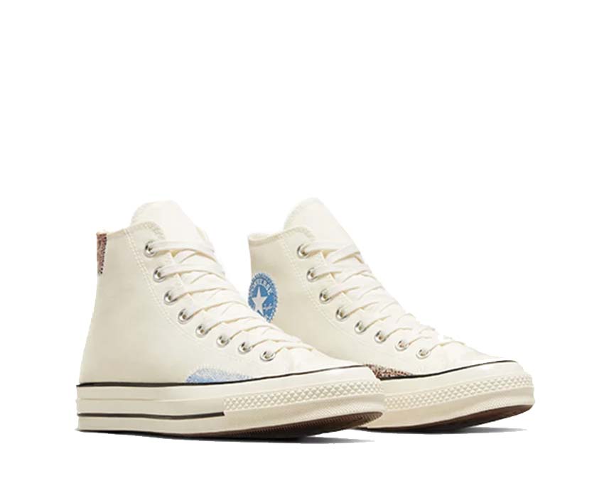 Converse Chuck 70 Hi Egret Light Blue Seitenansicht — cremeweiß blaues Segeltuch
