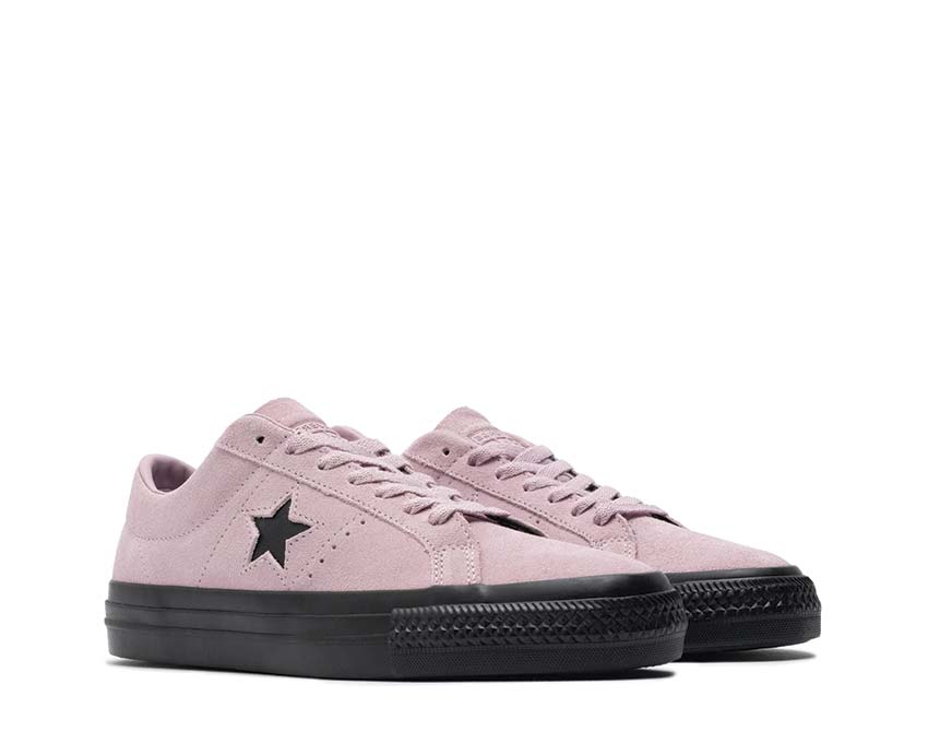 Converse One Star Pro OX Phantom Violet Lavender vue latérale — daim bicolore étoile