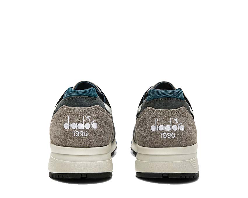 Diadora N9000 Italia Black Paloma Grey semelle — gomme caoutchouc vintage