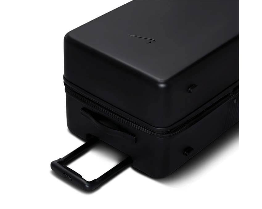 Nike 29In Hardshell Luggage "Black"