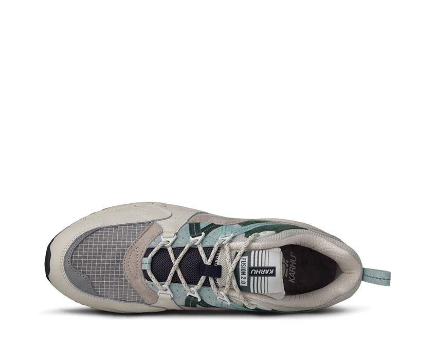 Karhu Fusion 2.0 Lily White/Surf Spray détail — tige blanche légère