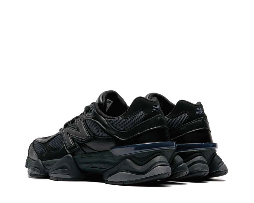 New Balance 9060 Black Sohle — dicke Chunky-Sohle im 2000er-Stil