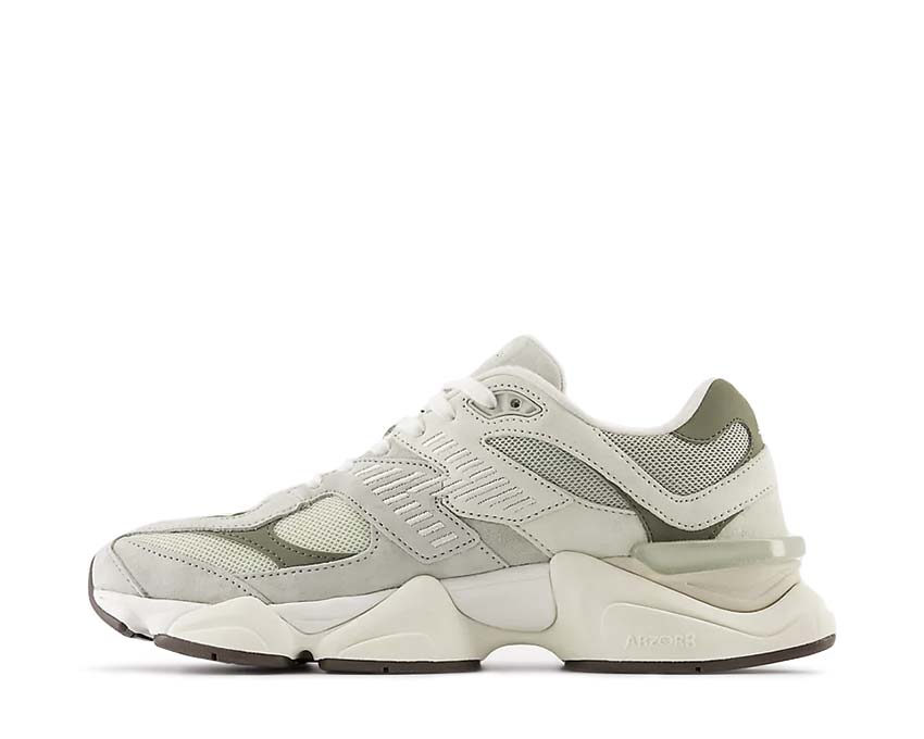 New Balance 9060 Olivine Lichen Green semelle — semelle chunky épaisse