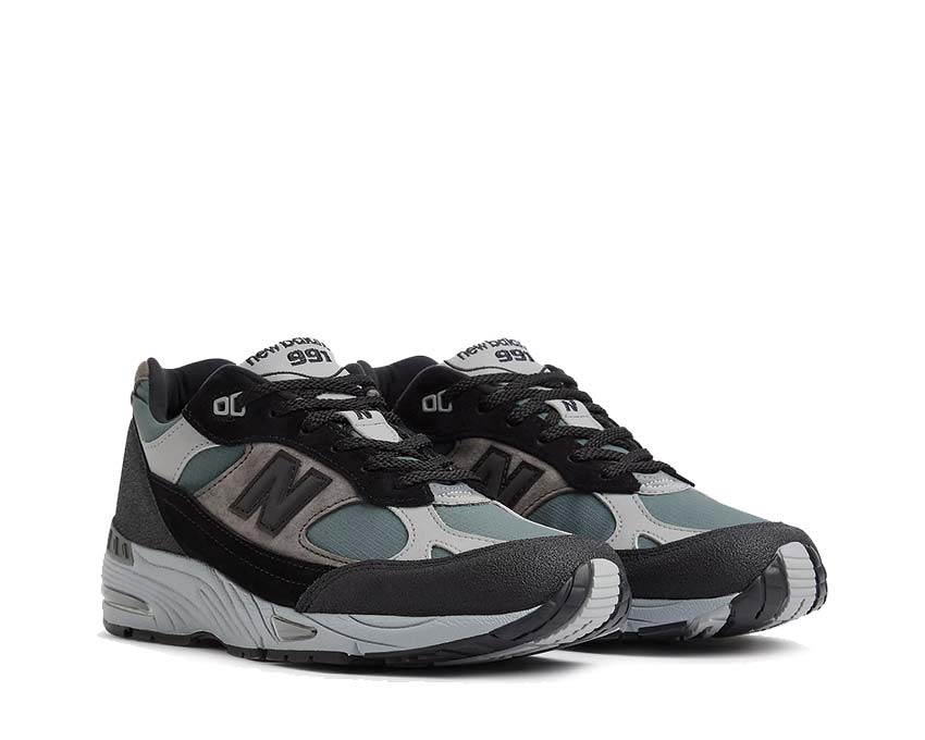 Seitenansicht — New Balance 991 V1 schwarz turbulence Wildleder Mesh winter