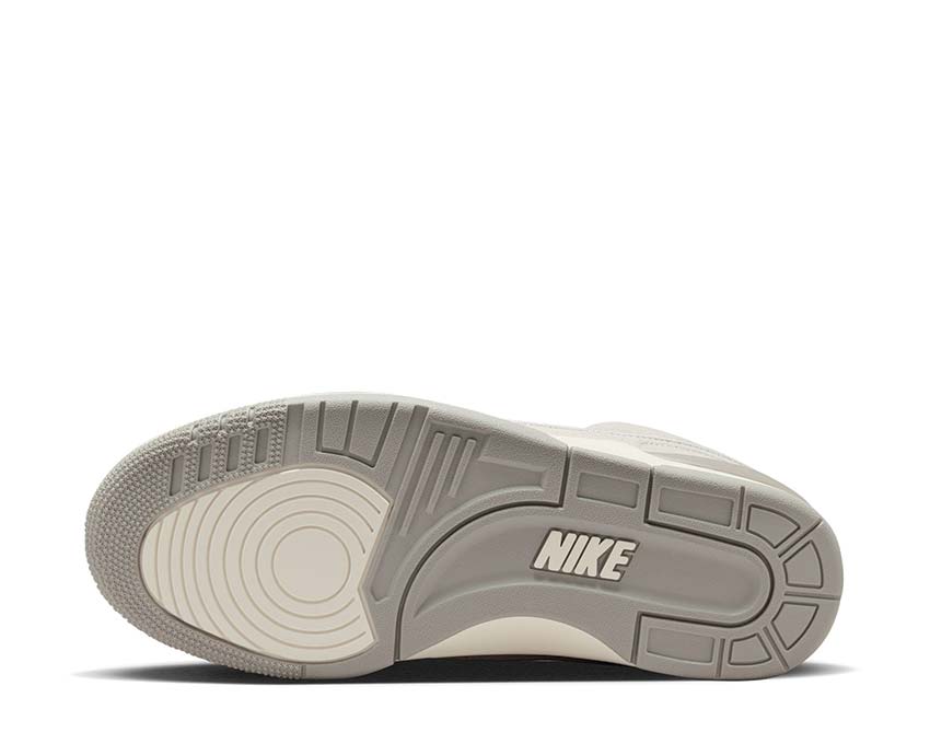 Nike AAF88 Light Bone — vista frontal Coconut Milk hombre