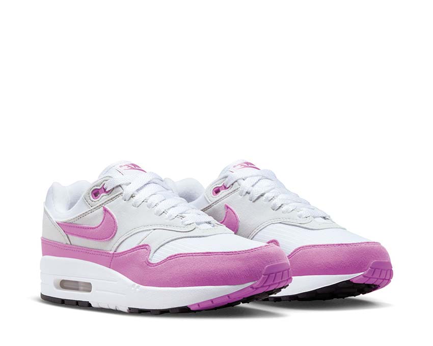 Nike Air Max 1 '87 Neutral Grey vue latérale — tige mesh Fuchsia Dream White