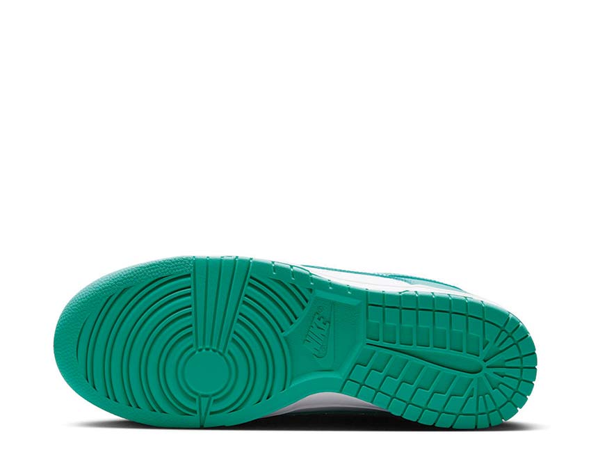 Nike Dunk Low Retro White — Vorderansicht Clear Jade Herren