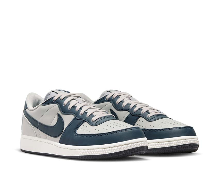 Nike Terminator Low Granite vue latérale — cuir et mesh Dark Obsidian