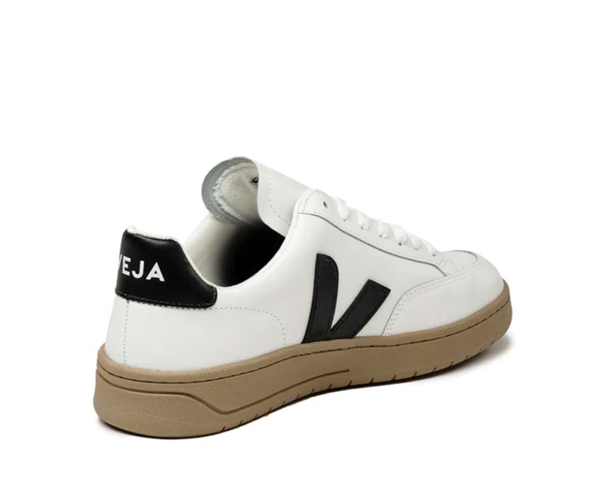 Veja V-12 Extra White/Black Sohle — Naturkautschuksohle