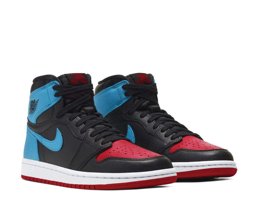 Jordan Air Jordan 1 High OG W UNC To Chicago Black DK Powder Blue Gym Red vue latérale — cuir bleu poudre rouge
