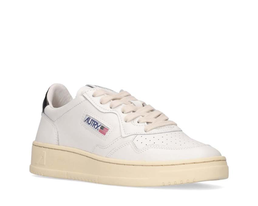 Autry Medalist Low White Black vue latérale — cuir blanc noir Medalist Low homme